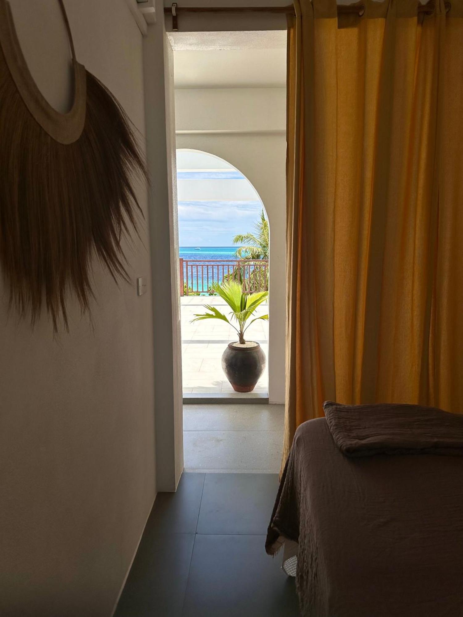 Samura Maldives Guest House Thulusdhoo ภายนอก รูปภาพ