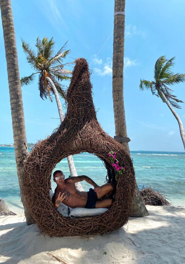 Samura Maldives Guest House Thulusdhoo ภายนอก รูปภาพ
